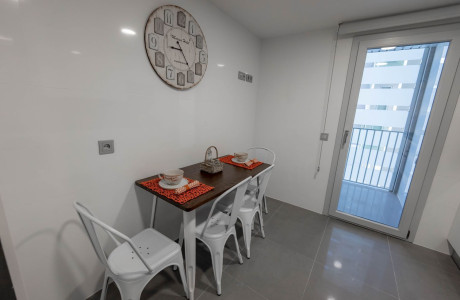 Piso en venta en calle Navarrete, Azofra y Valcarlos s/n