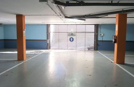 Garaje en venta en Carrer de Josep Irla
