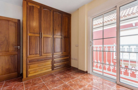 Chalet adosado en venta en calle Obispo Pérez Cáceres s/n