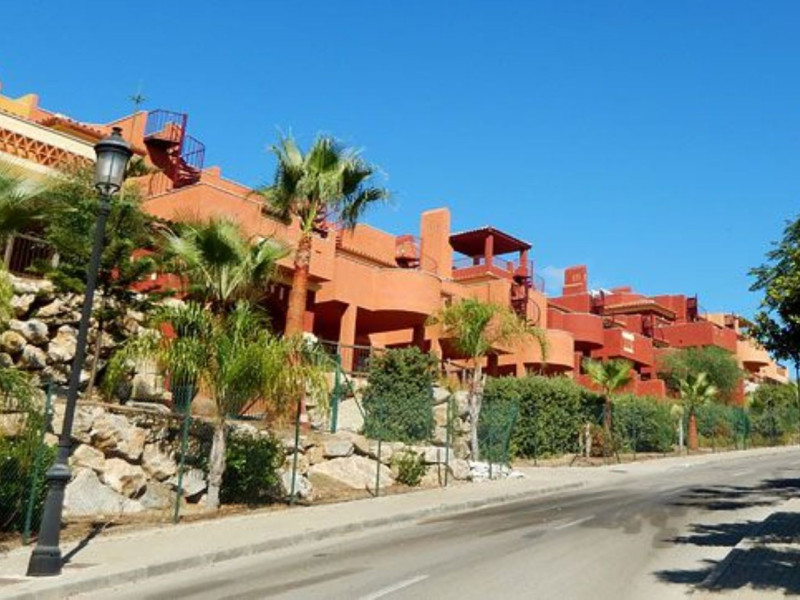 Apartamentos en Venta en Urbanización La Reserva, Marbella