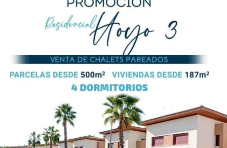 Chalet pareado en venta en calle Sierra Morena, 9