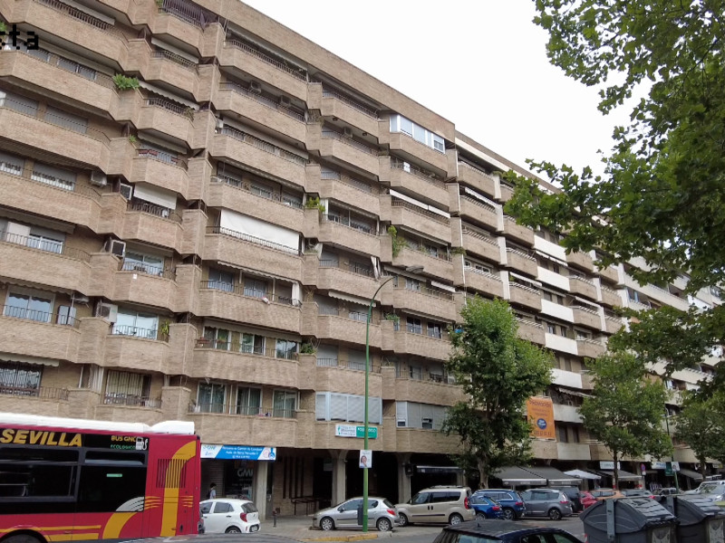 Apartamentos en Venta en Avenida Reina Mercedes, 5, Sevilla