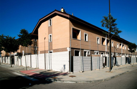 Chalet adosado en venta en calle Alfareros s/n