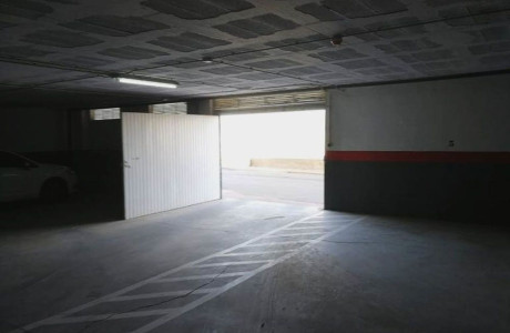 Garaje en venta en Plaza de España, 3