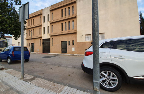 Promoción de tipologias Vivienda Local en venta Cantillana Sevilla