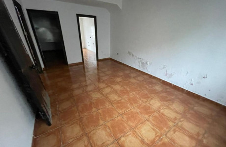 Promoción de tipologias Vivienda Local en venta Burguillos Sevilla