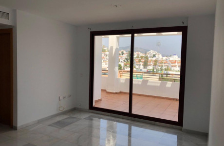 Piso en venta en Urbanizacion Nerja Golf, 10