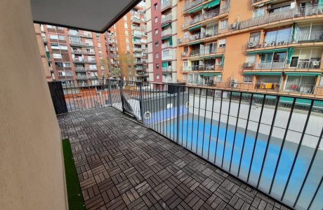 Piso en venta en Carrer Gelida, 3