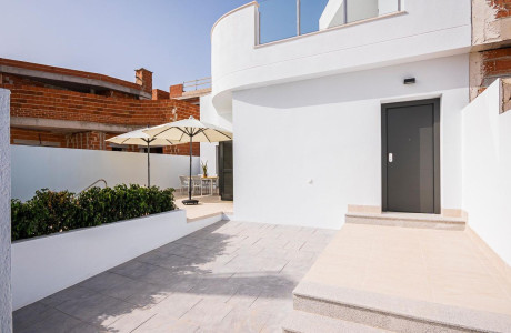 Chalet pareado en venta en avenida Denia s/n