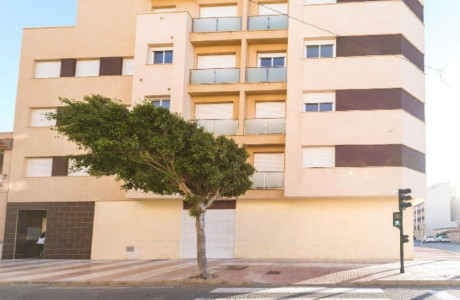 Piso en venta en Avenida Cortijos de Marín