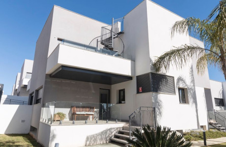 Chalet pareado en venta en calle Los Cedros s/n