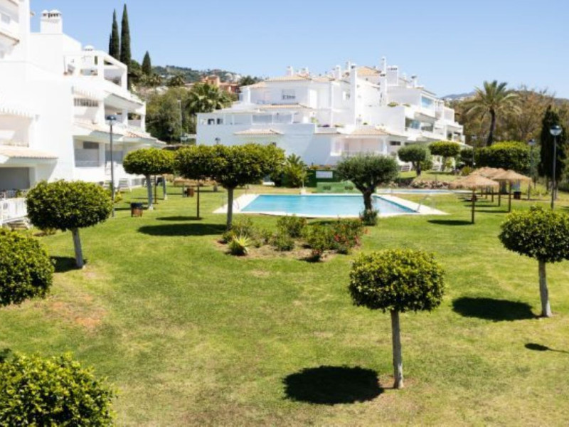 Apartamentos en Venta en Avenida de la Alcudia, Marbella