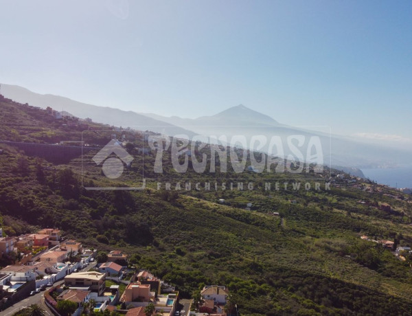 Terreno en venta en calle Laurisilva