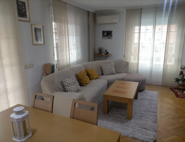 Chalet pareado en venta en Las Castañeras - Bulevar