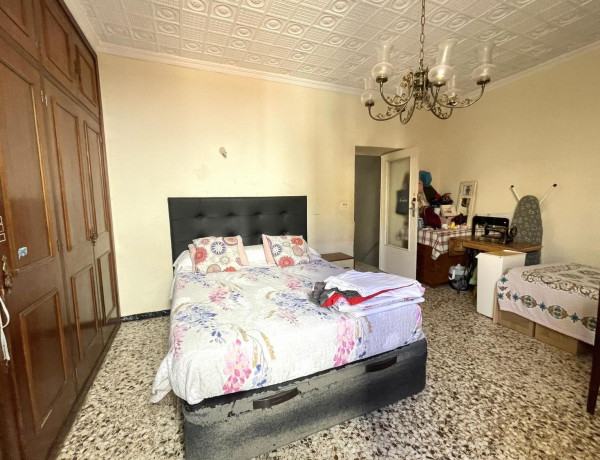 Casa o chalet independiente en venta en calle Pérez Casas