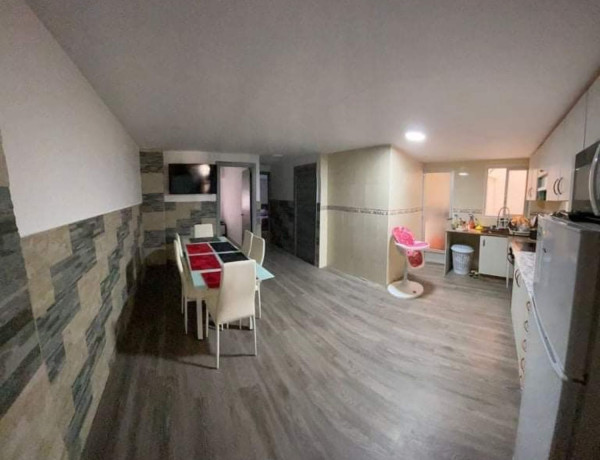 Piso en venta en avenida Vicente Ferri, 57