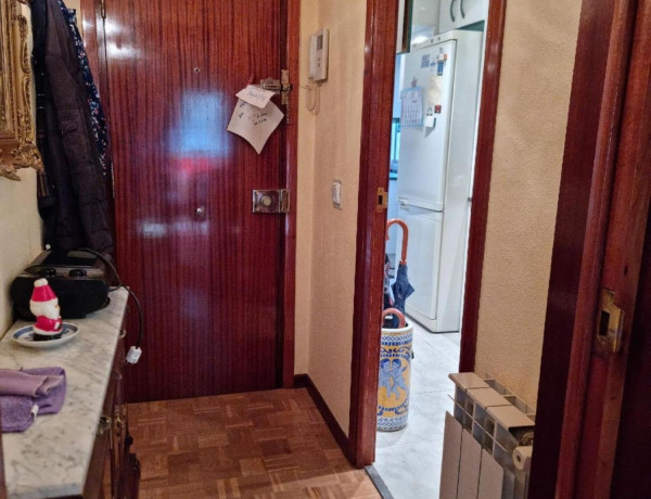 Piso en venta en calle San Dionisio