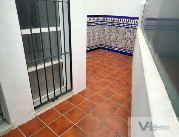 Chalet adosado en venta en calle Arenal