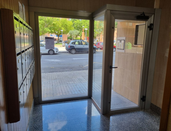 Piso en venta en calle Menéndez Pidal, 32