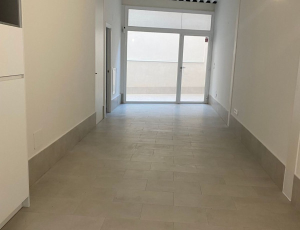 Nave en venta en calle de la Genciana, 22