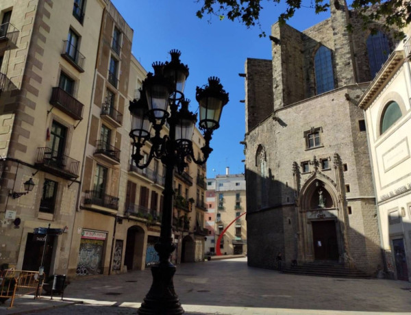 Alquiler de Garaje en calle de Trajà