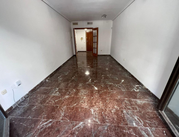 Piso en venta en calle Padre Juan Aguilar