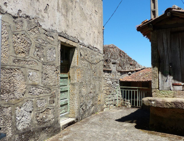 Casa de pueblo en venta en Lugar Loureiro, 109