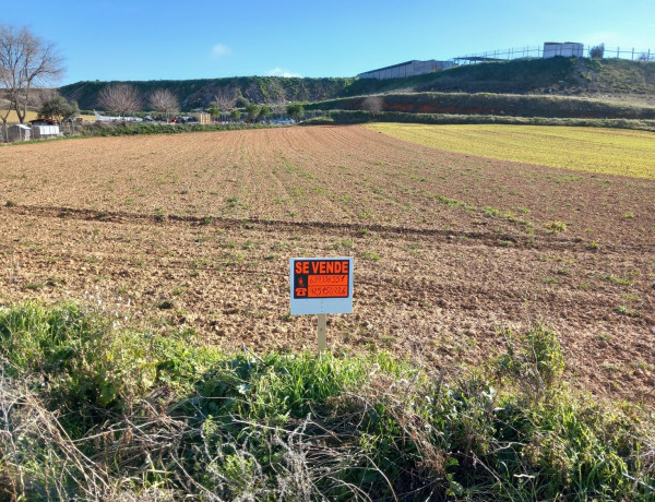 Terreno en venta en El Arenal, 1