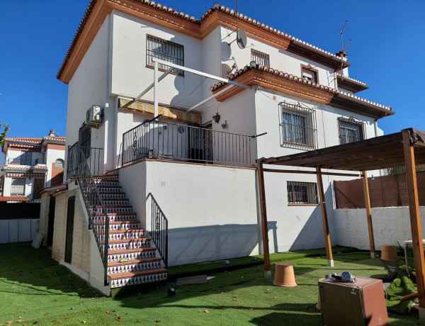 Chalet pareado en venta en Jun