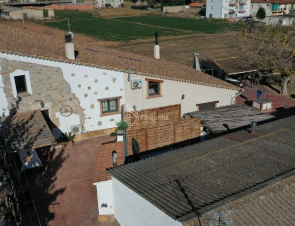 Chalet pareado en venta en Santa Eulàlia de Ronçana