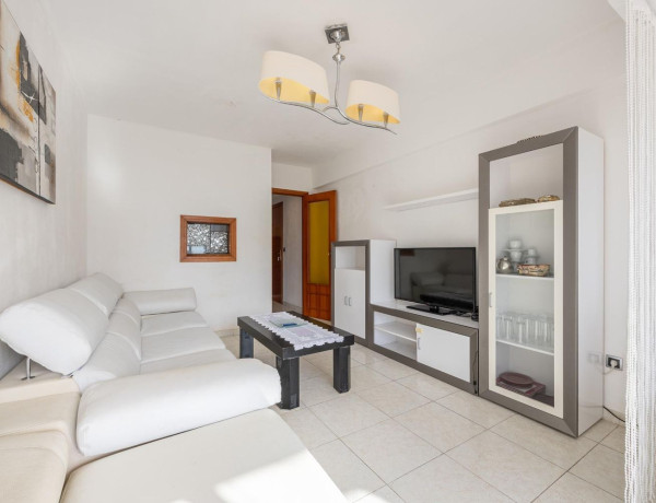 Piso en venta en Pueblo Levante