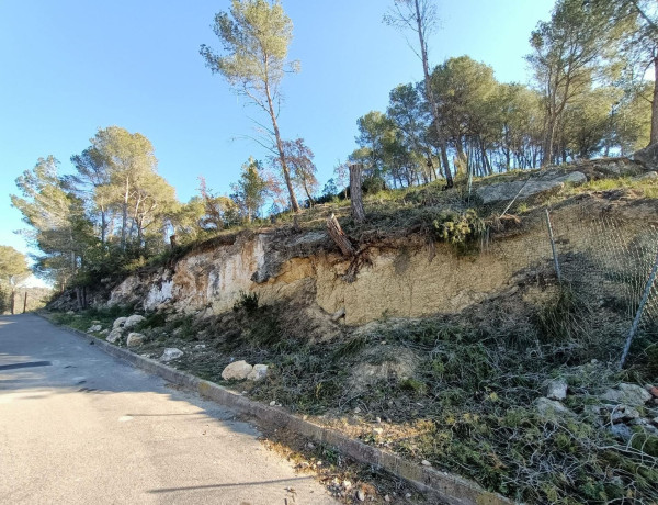 Terreno en venta en Canyelles