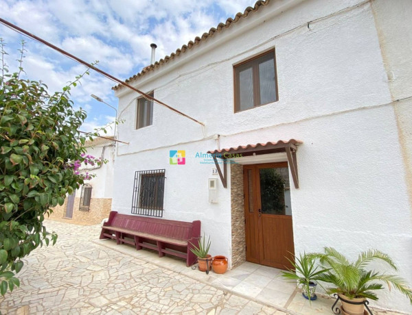 Casa de pueblo en venta en Arboleas