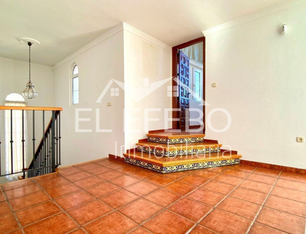 Casa o chalet independiente en venta en Zona Fuentemora