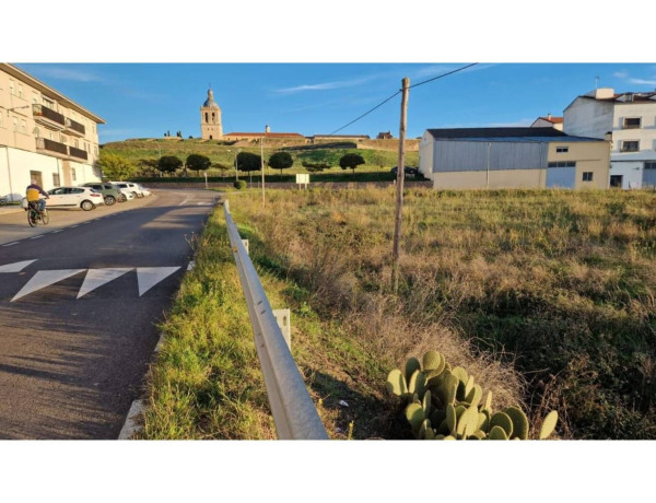 Terreno en venta en plaza Mayor