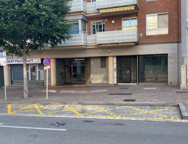 Local en venta en Laureà Miró, 313