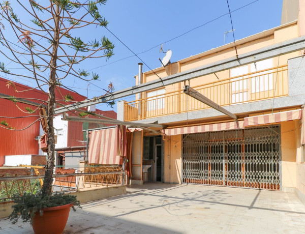 Chalet adosado en venta en Jaume Balmes