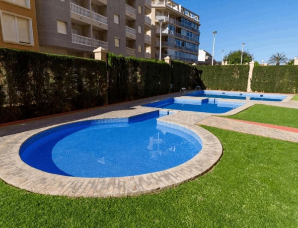 Piso en venta en Cabo Cervera