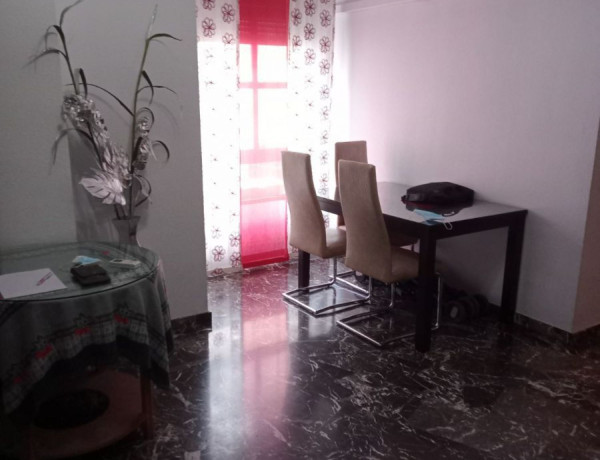 Piso en venta en Ctra. Circunvalación - La Magdalena