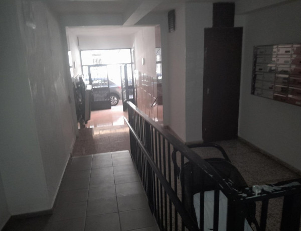 Piso en venta en calle Aguilar y Cano, 5