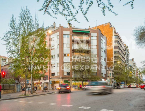 Local en venta en Eixample