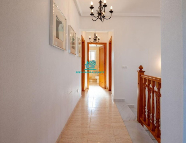 Casa o chalet independiente en venta en calle Estrella