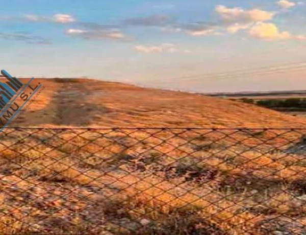 Terreno en venta en Berrocales de Jarama