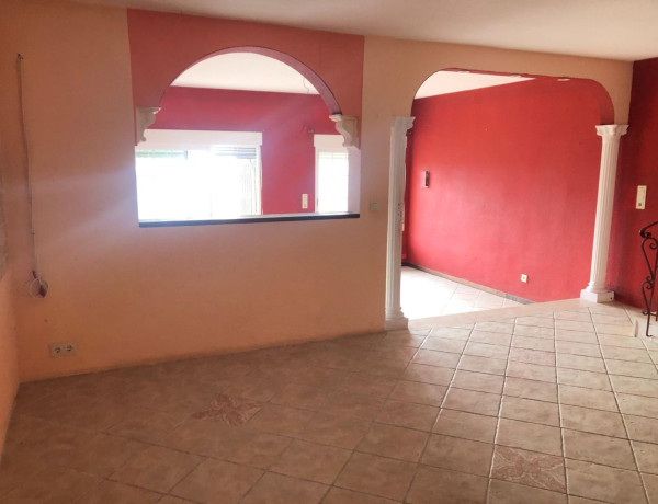 Chalet adosado en venta en Cotobro