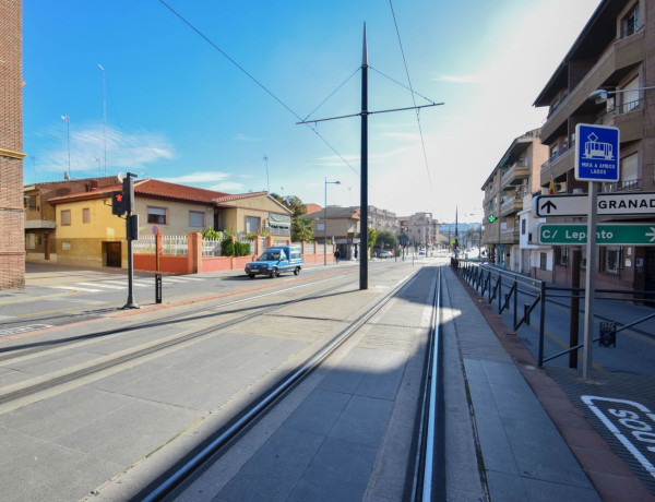 Local en venta en avenida Blas de Otero