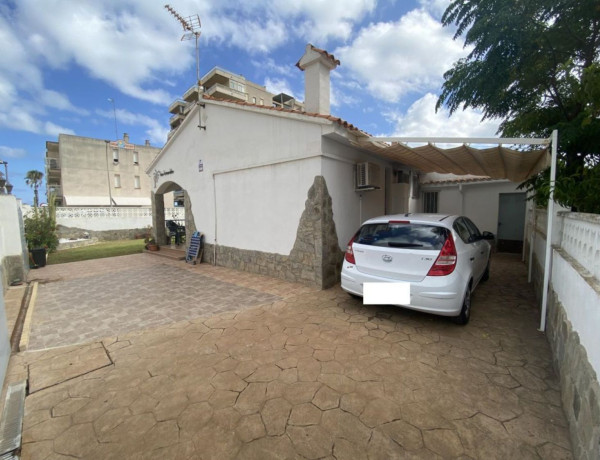 Casa o chalet independiente en venta en Las Atalayas - Urmi - Cerro Mar