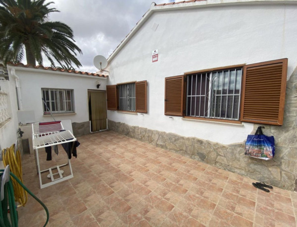 Casa o chalet independiente en venta en Las Atalayas - Urmi - Cerro Mar