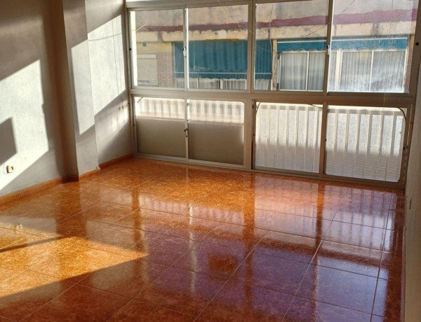 Piso en venta en calle Aguilar y Cano s/n