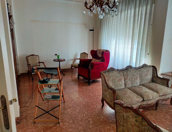 Piso en venta en calle de l'Almirall Cadarso, 23