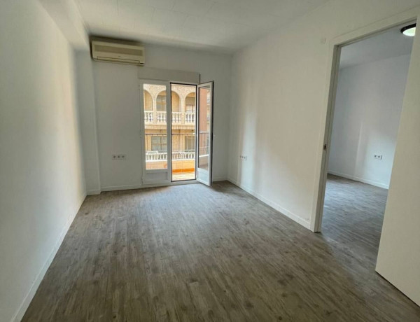 Piso en venta en calle de la Mare de Déu de Montiel, 34